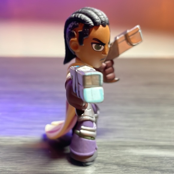 Pop! Mystery Mini League of Legends : Lucian - Picture 2 of 9